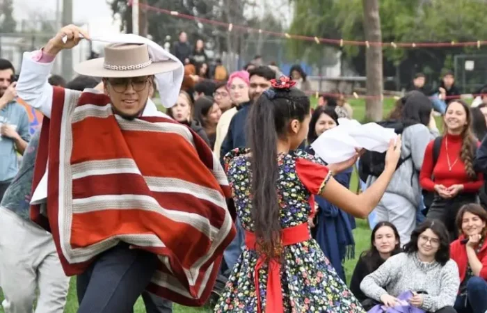 Regalos corporativos gourmet para septiembre: identidad chilena que se comparte